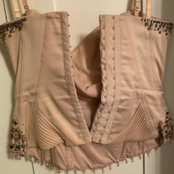 Karen Millen corset size 6 - Picture 3 of 4